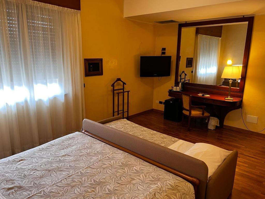 Comfort Triple Room